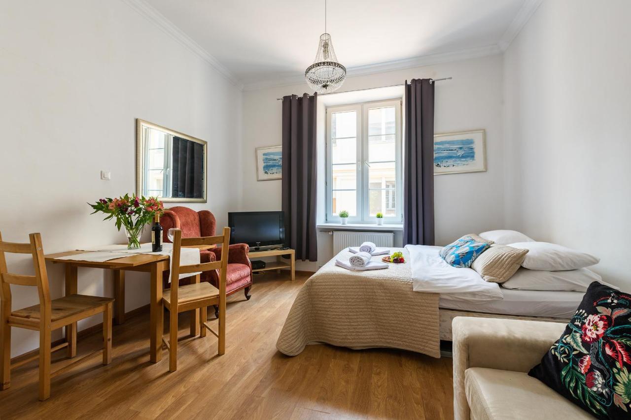 Miodowa Street P&O Serviced Apartments Варшава Екстериор снимка